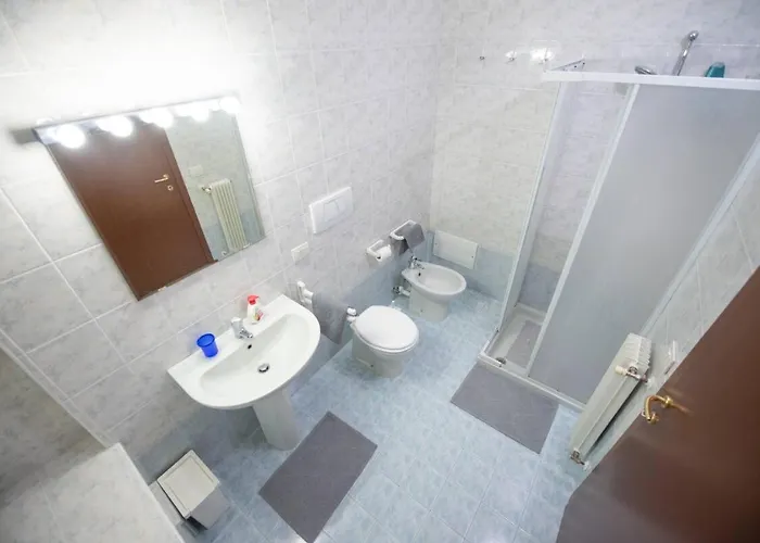 홈스테이 Stanza Con Bagno Privato